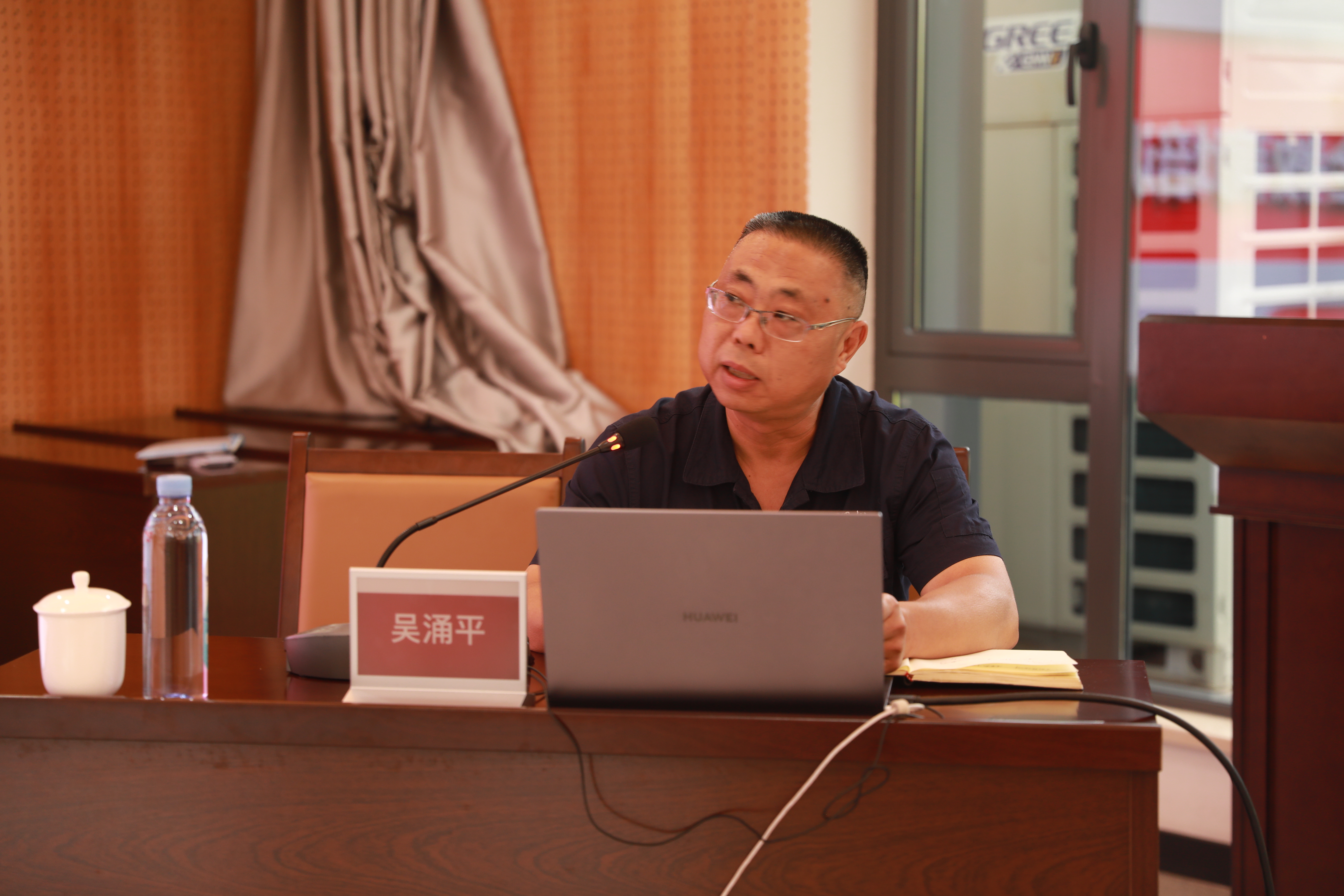 理论培训02.jpg